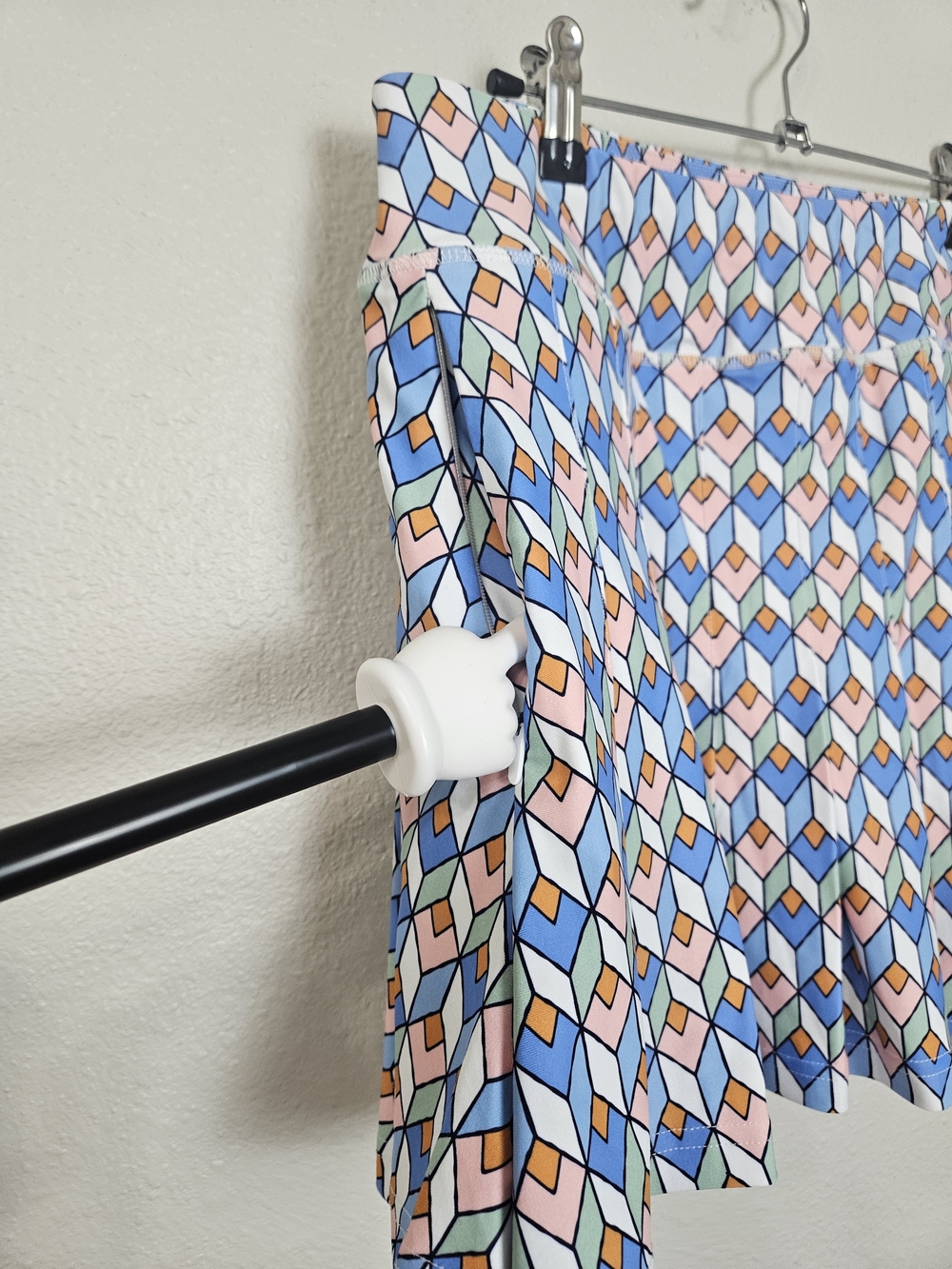 The Grey - Club Tile Geometric Print Mini Pickleball Skort - Picture 4 of 6